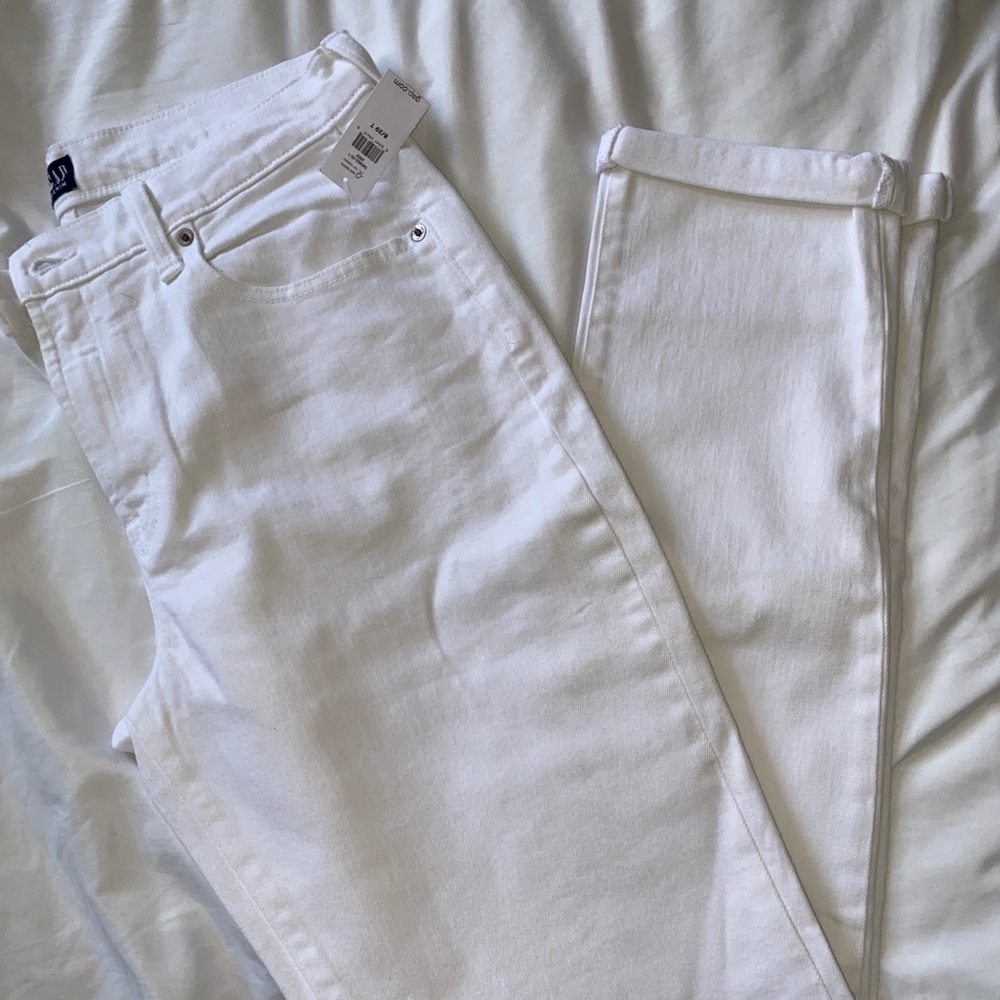 Gap white girlfriend jeans